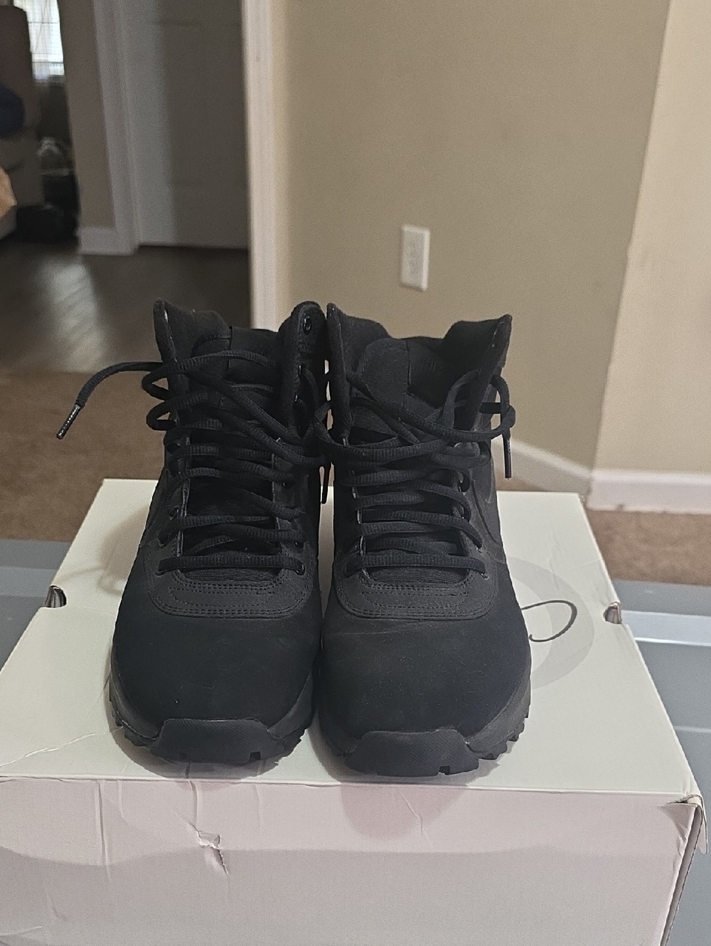 Nike Men's Black High-Top Tactical Boots